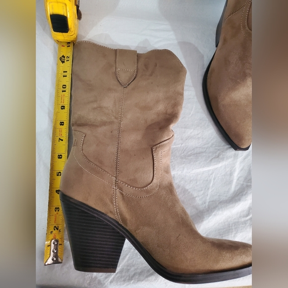 Womens indigord 9 1/2 M boots new without tags - Picture 6 of 9